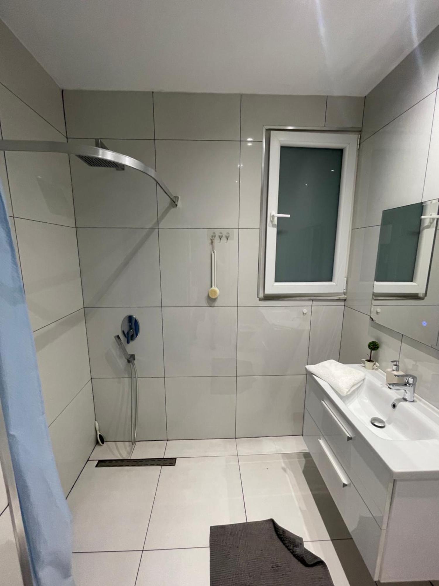Franco Apartments Tirana Zewnętrze zdjęcie