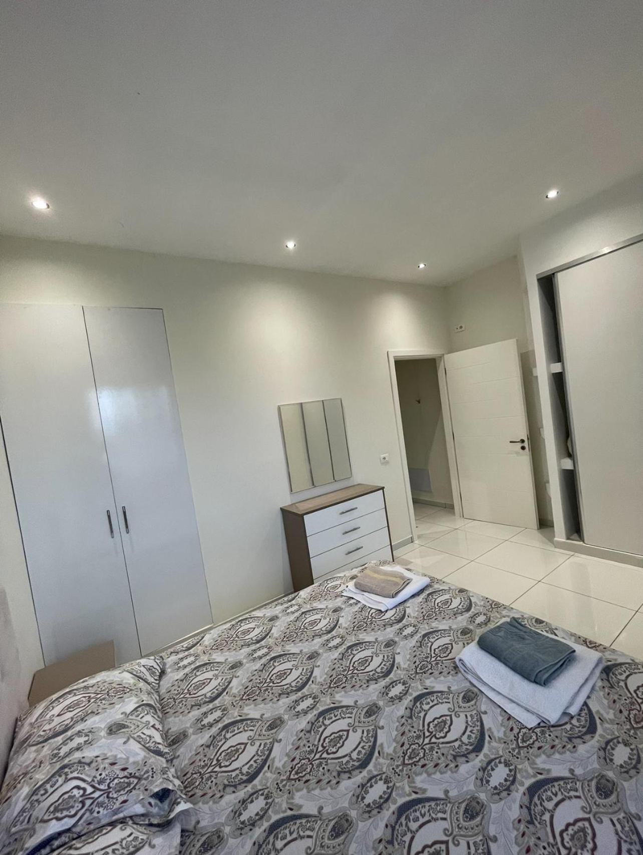 Franco Apartments Tirana Zewnętrze zdjęcie