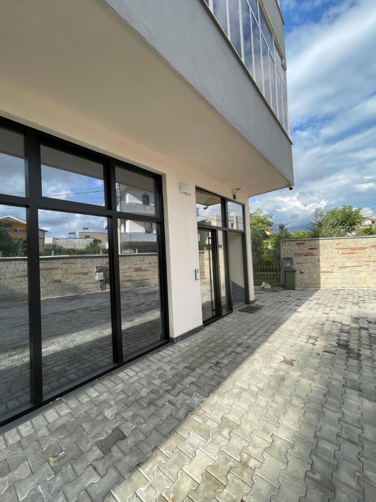 Franco Apartments Tirana Zewnętrze zdjęcie